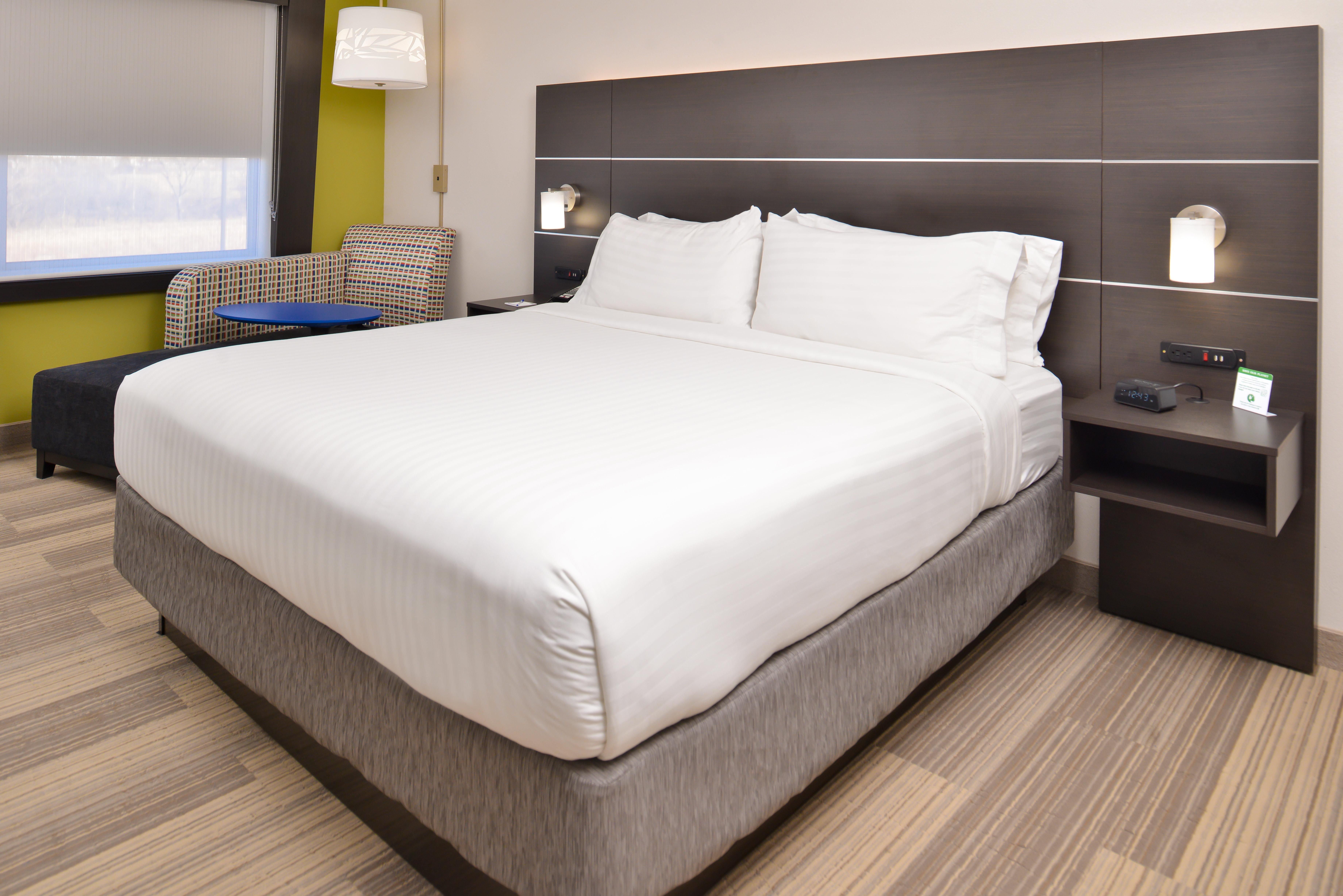 Holiday Inn Express & Suites - Kansas City - Lee'S Summit By Ihg Экстерьер фото
