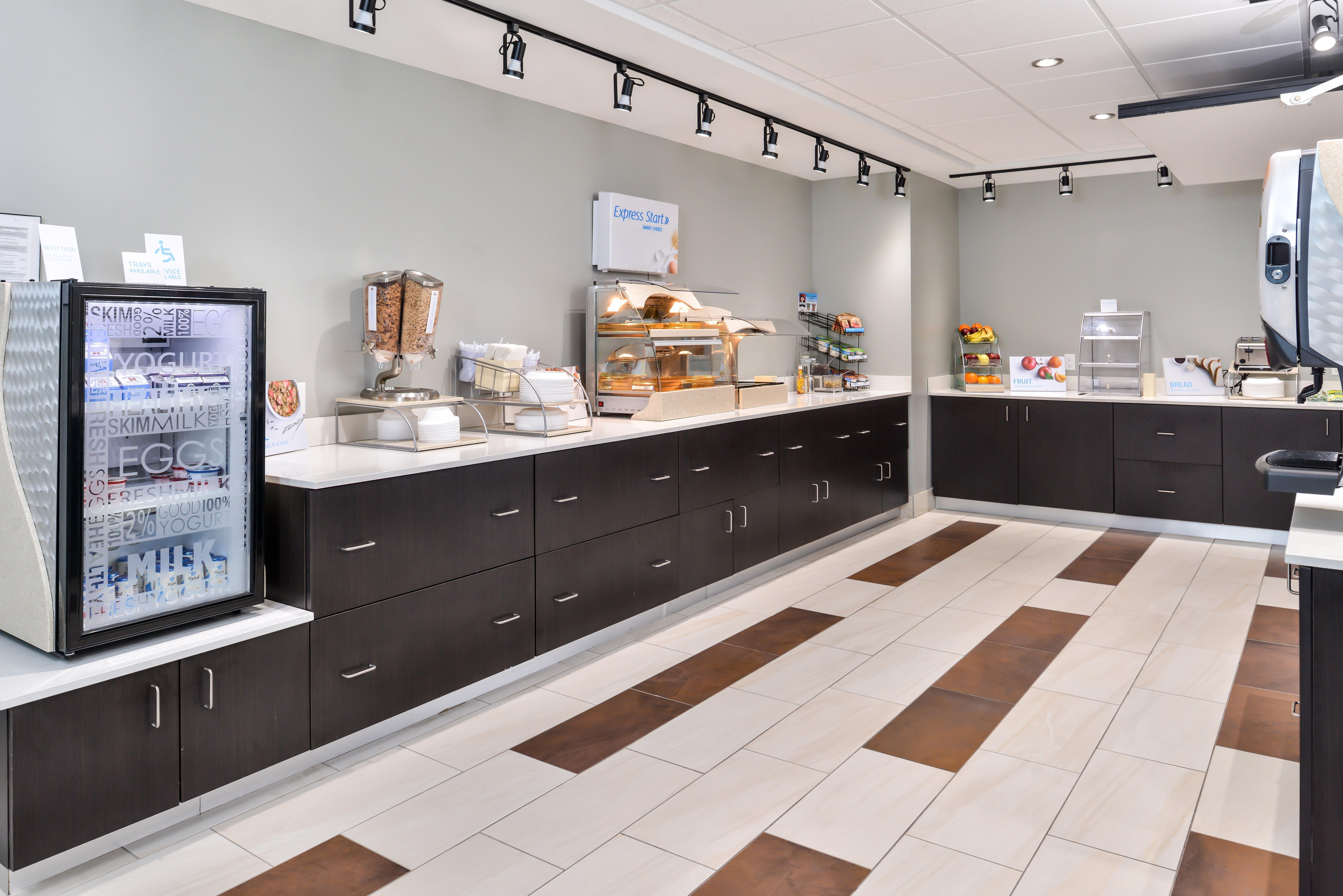 Holiday Inn Express & Suites - Kansas City - Lee'S Summit By Ihg Экстерьер фото