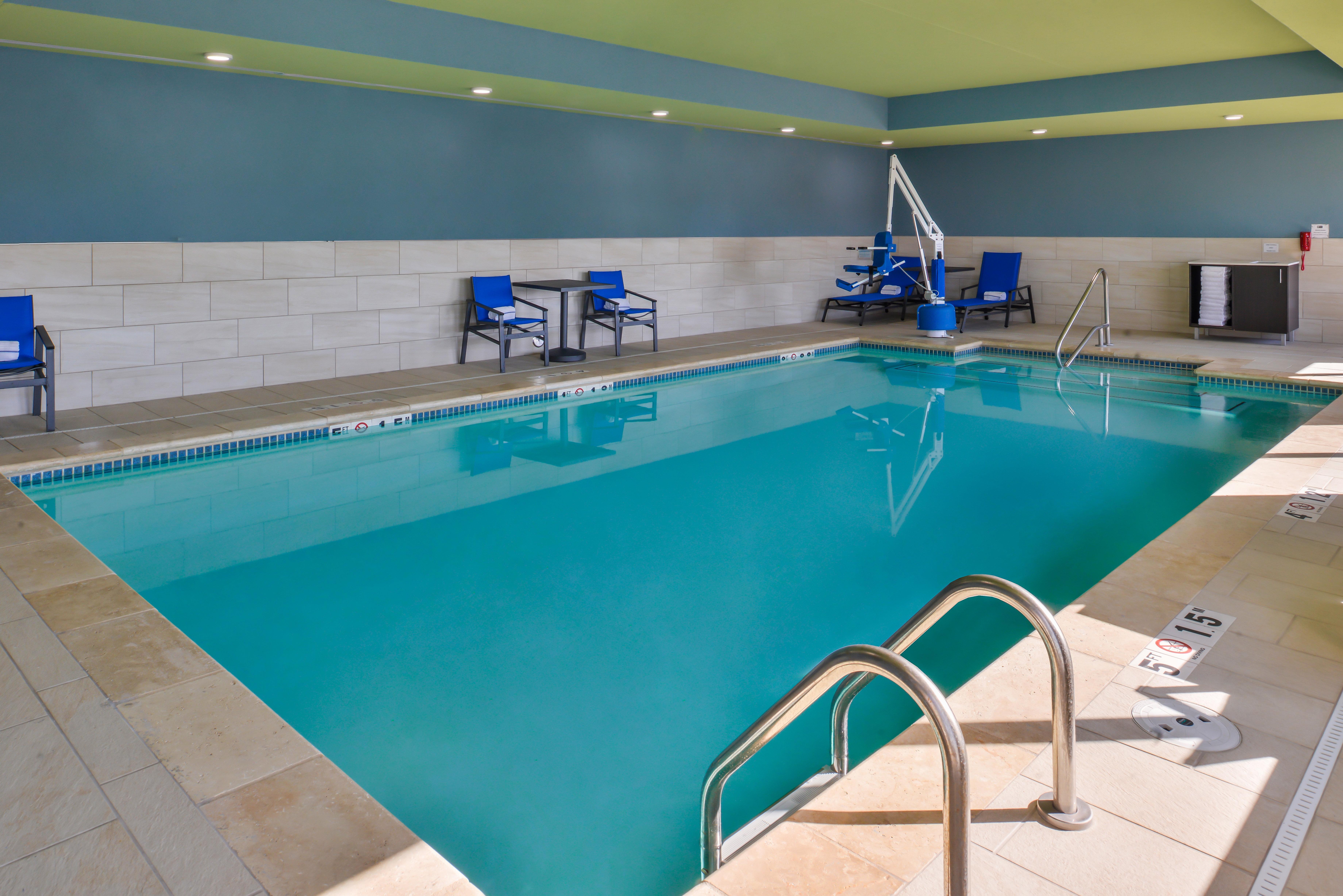 Holiday Inn Express & Suites - Kansas City - Lee'S Summit By Ihg Экстерьер фото